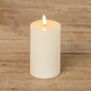 5” Grooved 3D Flame Candle - dolly mama boutique