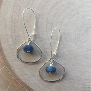 Teardrop Silver Earrings - dolly mama boutique