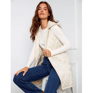 Pearlized Puffer Vest with Hood - dolly mama boutique