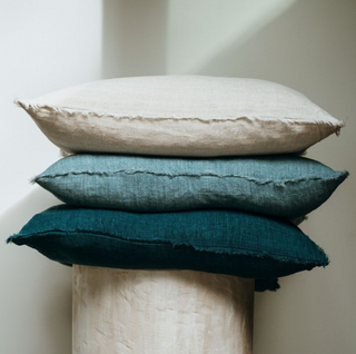 Lina Linen Pillow 24X24