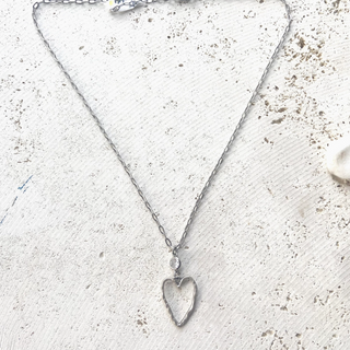 Simple Heart and Crystal Necklace - dolly mama boutique