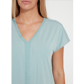 Gina V-Neck Top - dolly mama boutique