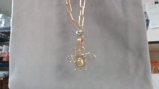 Bee Crystal NKLC