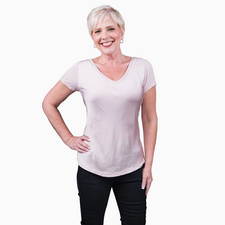 Brea V-Neck Sheen Tee - dolly mama boutique