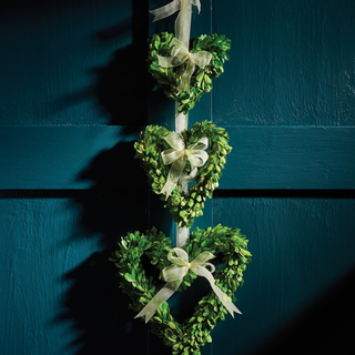 Boxwood Heart Wreaths 7517PG - dolly mama boutique