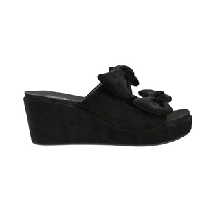 Bowed Up Wedge Sandal