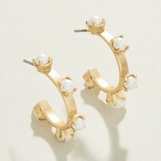 Stand Out Midi Gold Pearl Hoop Earrings