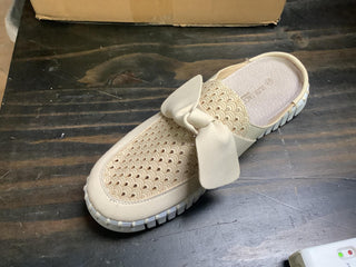 Slip On Tulip - dolly mama boutique