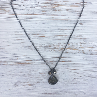 Gunmetal Semi-Precious Necklace - dolly mama boutique