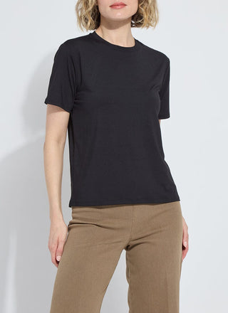 Lyssé Perfect Box-Cut Tee in black, detail