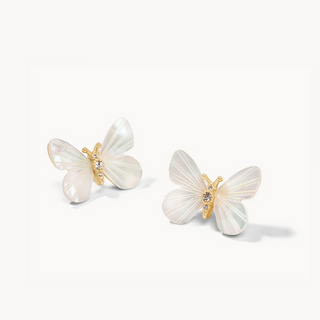 Monarch Carved Pearl Earrings - dolly mama boutique