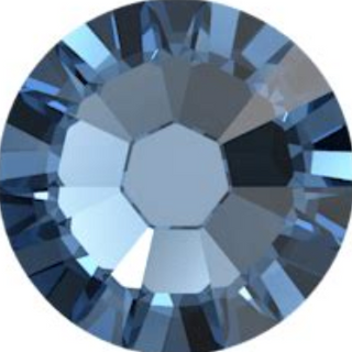 Large Square Studs - dolly mama boutique