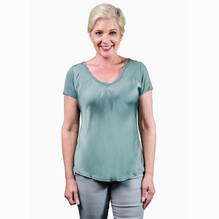 Brea V-Neck Sheen Tee - dolly mama boutique