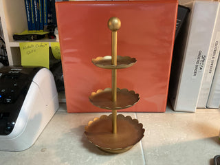 Metal 3-Tier Tray 10”H
