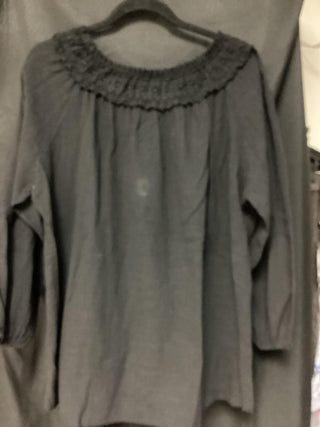 L/S Top  W/ Embroidered Neck 19/30063U