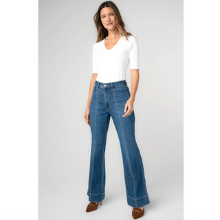 Relaxed Seamed Bootcut Jeans
