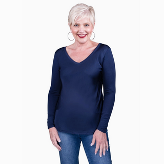 Everly V-Neck Sheen Top - dolly mama boutique