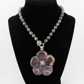 Purple Oyster Flower &  Labradorite Necklace - dolly mama boutique