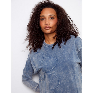 Flower Applique Sweatshirt - dolly mama boutique