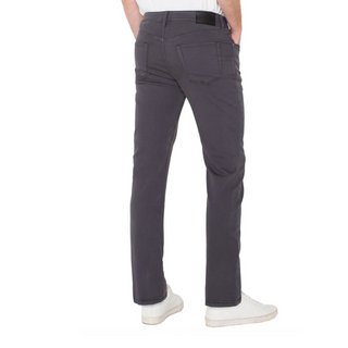 Kingston Modern Straight Jeans