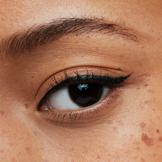 Babe Enriching Eyeliner - dolly mama boutique