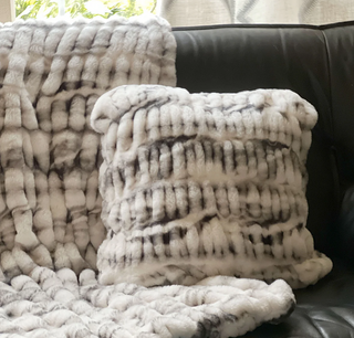 Royal Opulence Pillow PS20