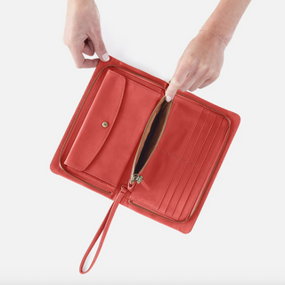Evolve Wristlet - dolly mama boutique