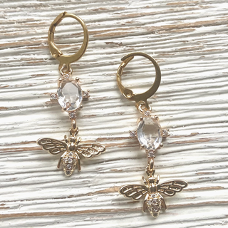 French Bee Gold Earrings - dolly mama boutique