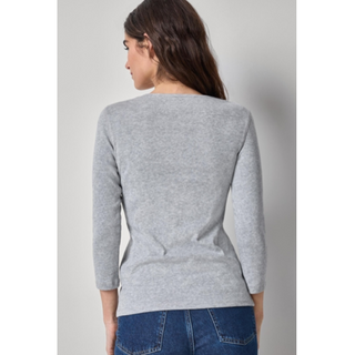 3/4 Sleeve V-Neck Top