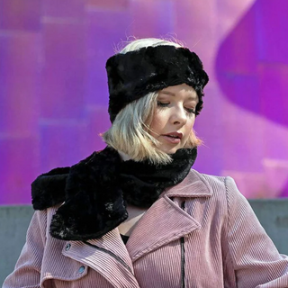 Pull-Thru Fur Scarf