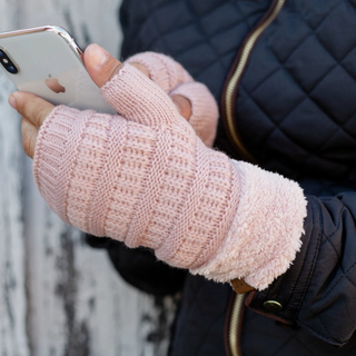 Cable-Knit Fingerless Gloves