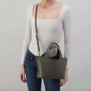 Vida Small Tote