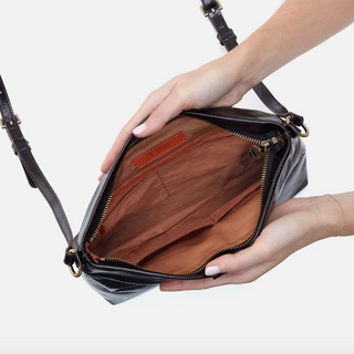 Romy Medium Crossbody - dolly mama boutique