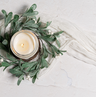 Glitter Mistletoe Candle Ring - dolly mama boutique