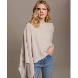Cash. Poncho 1 - dolly mama boutique