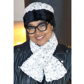 Pull-Thru Fur Scarf