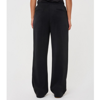 Modal Pleated Knit Trousers