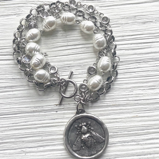 Triple Strand Bee Bracelet - dolly mama boutique