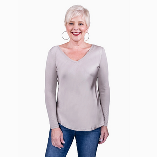 Everly V-Neck Sheen Top - dolly mama boutique