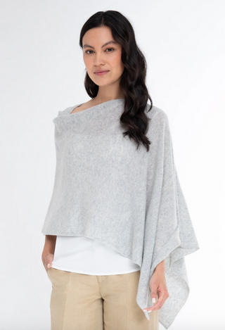 Cash. Poncho 1