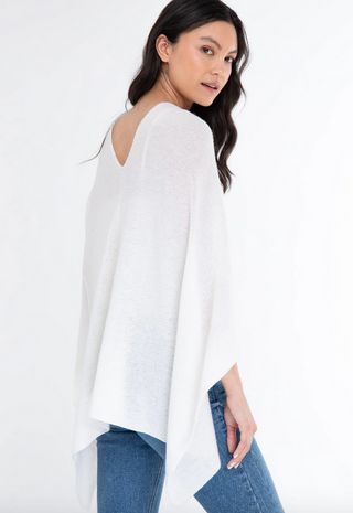 Cash. Poncho 1