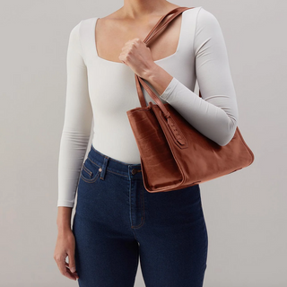 Expedition Small Tote - dolly mama boutique