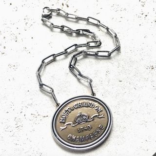 Champagne Label Necklace - dolly mama boutique