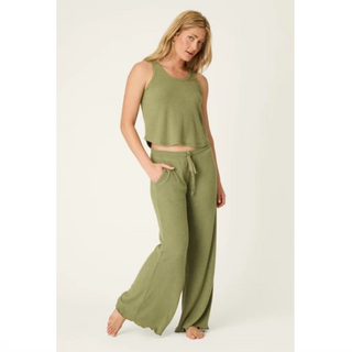 Ruffle-Hem Ribbed Pant