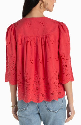 Eyelet V-Neck 3/4 Sleeve Top